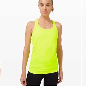 Lululemon Swiftly Tech Racerback 2.0 - Size 2